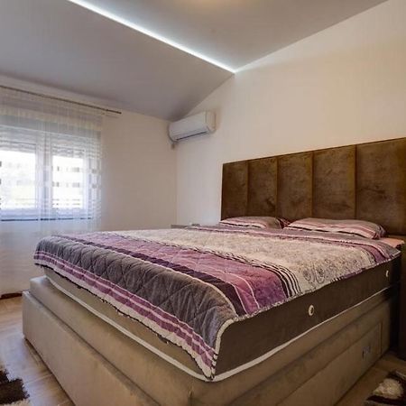 Divino Apartment Tivat Luaran gambar